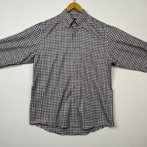 Jos A Bank Traveler's‎ Collection Men's Medium Button Down Long Sleeve Shirt